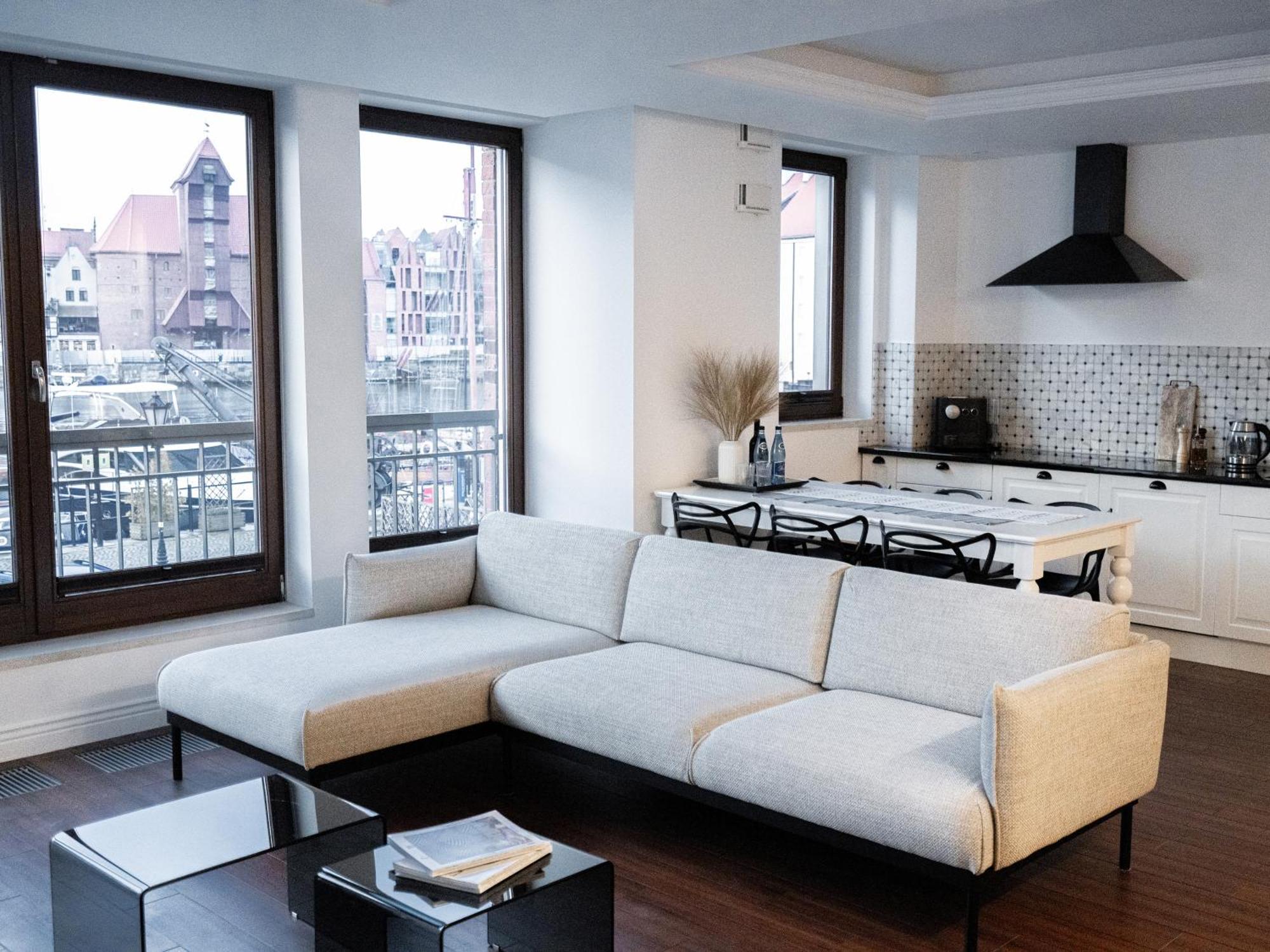 Suite Szafarnia Prime Location Гданьск Экстерьер фото