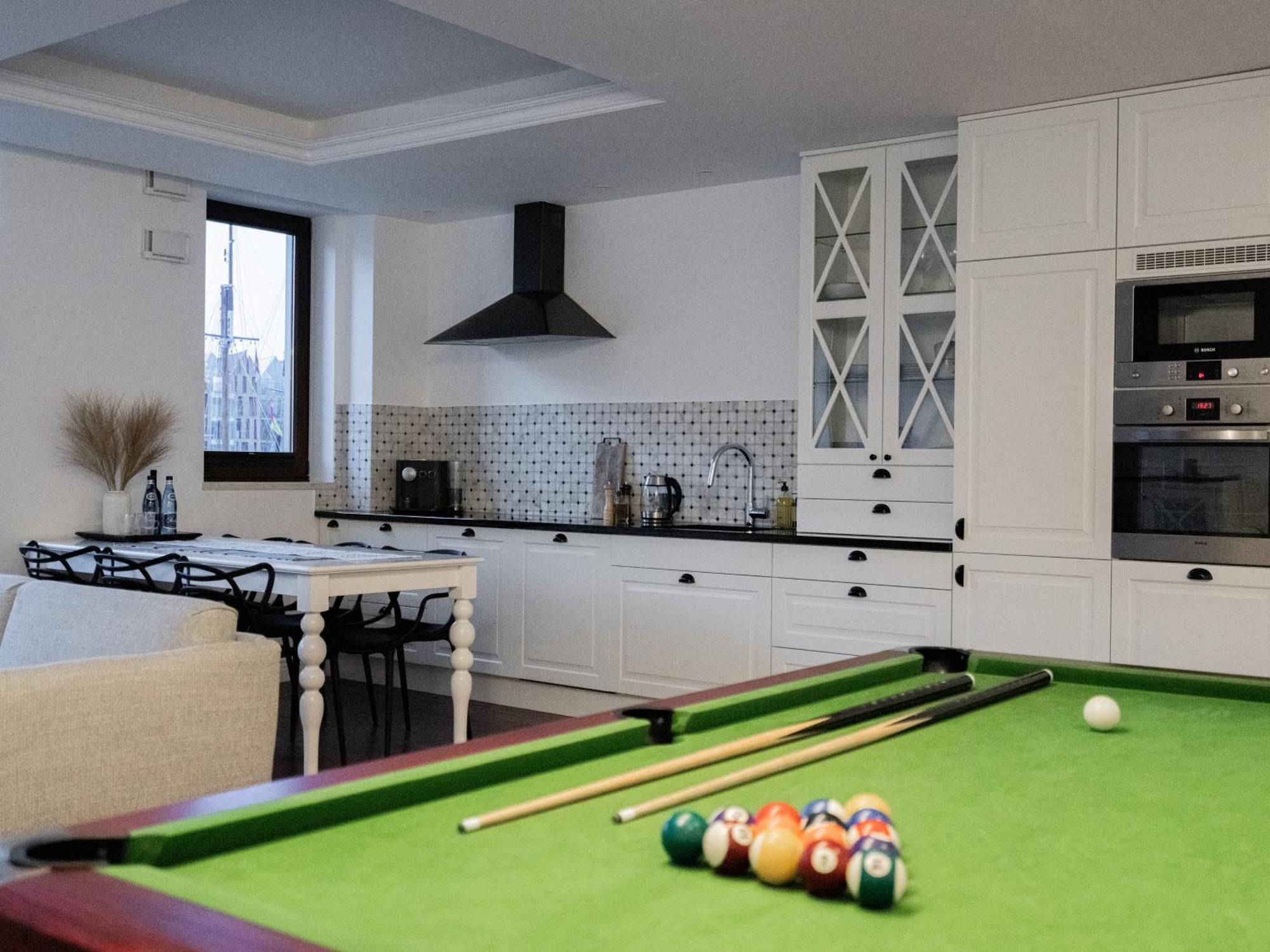 Suite Szafarnia Prime Location Гданьск Экстерьер фото
